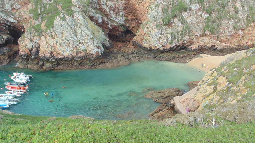 Surf And Stones Apartment Peniche Ngoại thất bức ảnh
